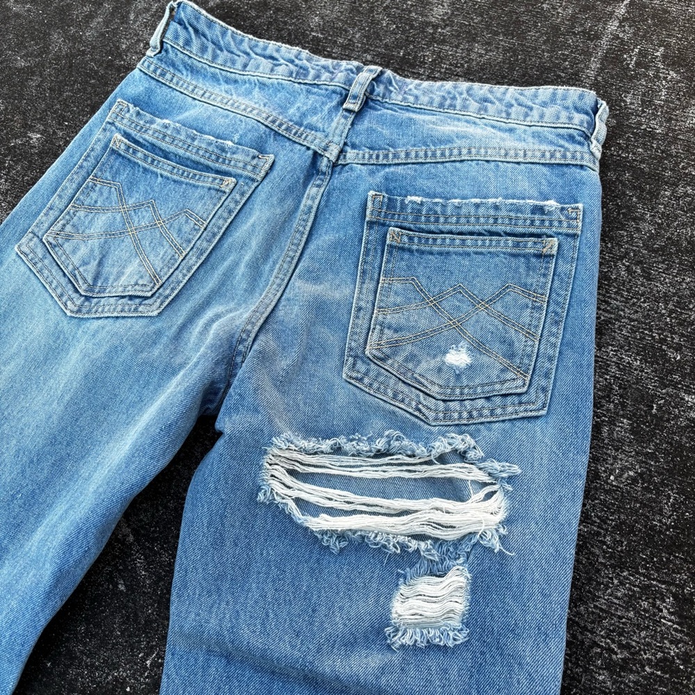 We The Free Light Denim Distressed Flare Jeans size 28 EUC - Picture 5 of 9